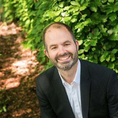 Headshot of Jonathon Bray